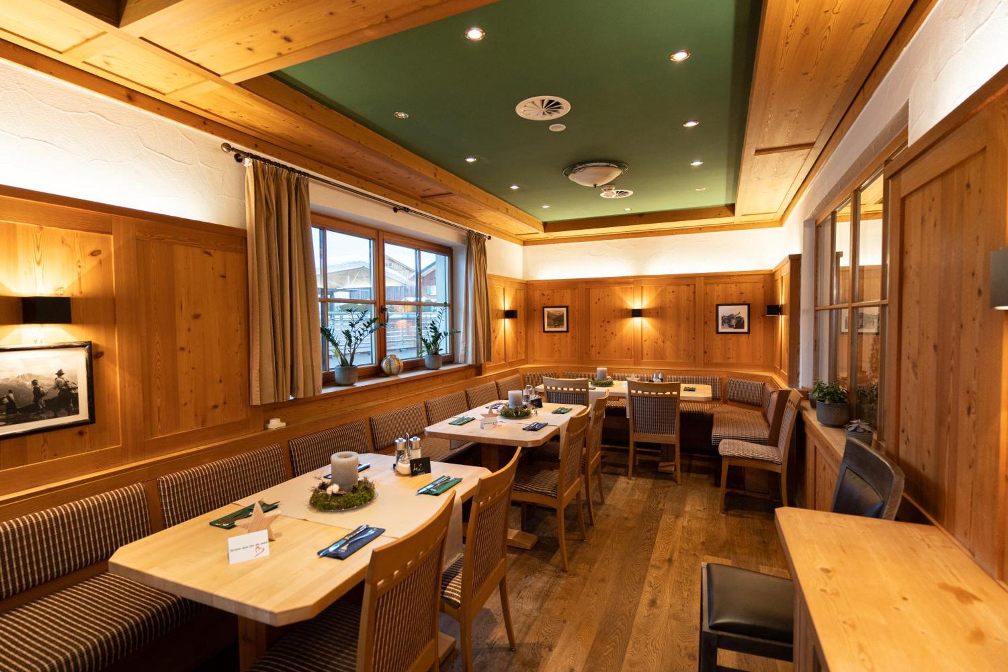Haller'S Posthotel Riezlern Kültér fotó