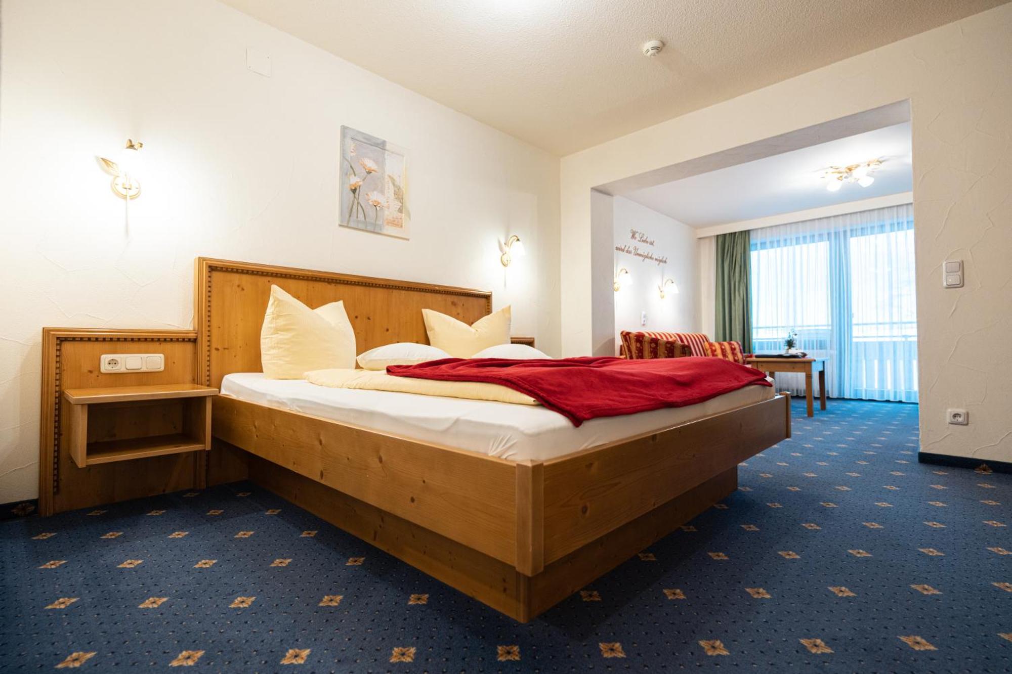 Haller'S Posthotel Riezlern Kültér fotó